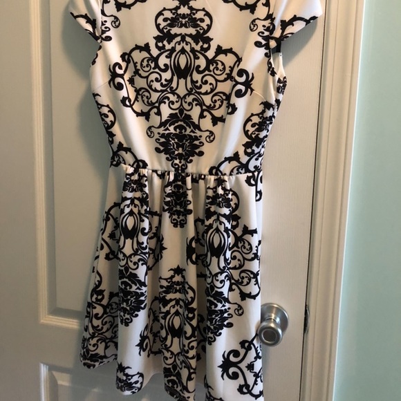 ❗️B. Darlin Dress❗️ - Picture 4 of 4